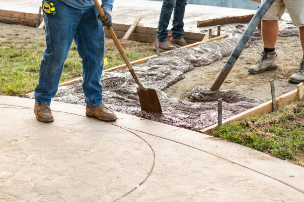 Best Concrete Pool Decks in Ivyland, PA